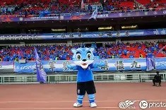 开运体育官网-西甲倒计时，武汉三镇关键时刻主帅复盘，细节引发关注，震撼外界，训练强度明显提升 